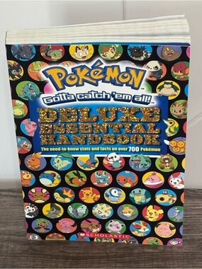 Deluxe Essential Pocketbook